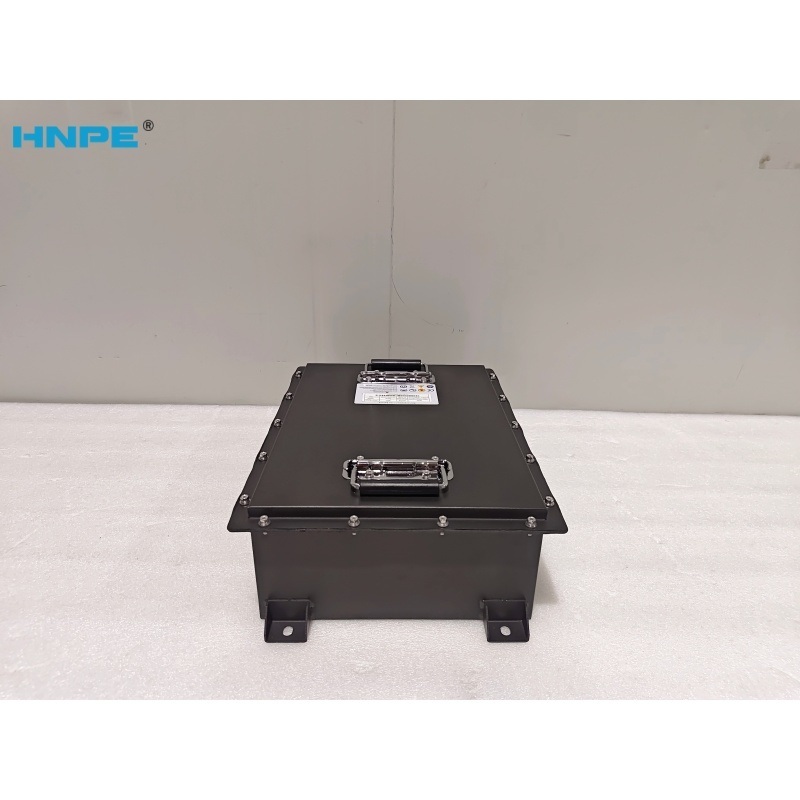 HNPE CE Hoge Kwaliteit LiFePO4 Lithium Batterij 25.6V 100AH Rack Gemonteerde Zonne-energie Opslag Batterij met 0-55°C Bedrijfstemperatuur